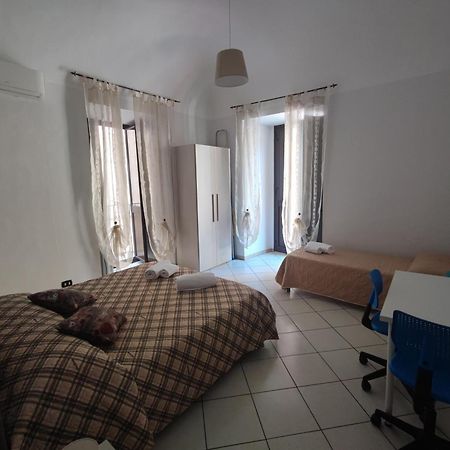 Appartamento Casa Desirè Catania Esterno foto