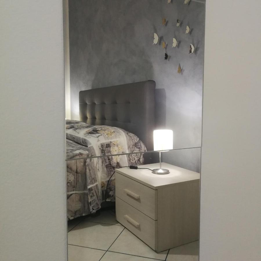 Appartamento Casa Desirè Catania Esterno foto
